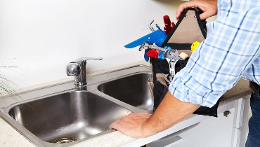 clogged-kitchen-sink